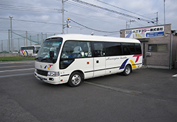 小型バス25人